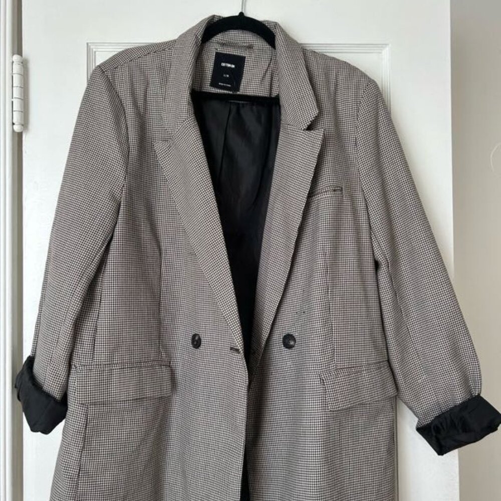 Black and White Patterned Oversize Blazer